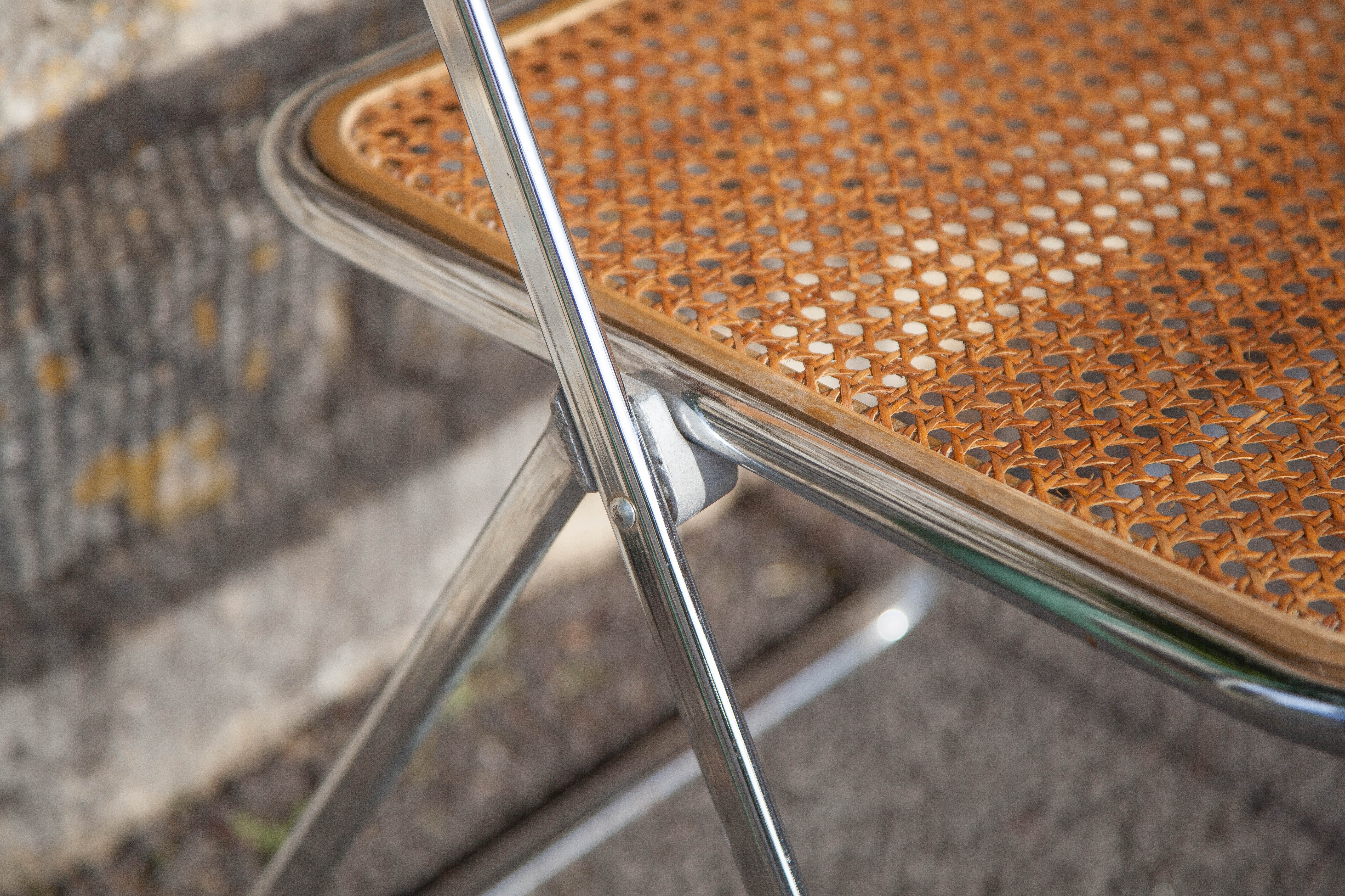 Set of 3 folding chairs in rattan and chromed metal, vintage chair, design, 60's