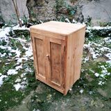 Old fir closet