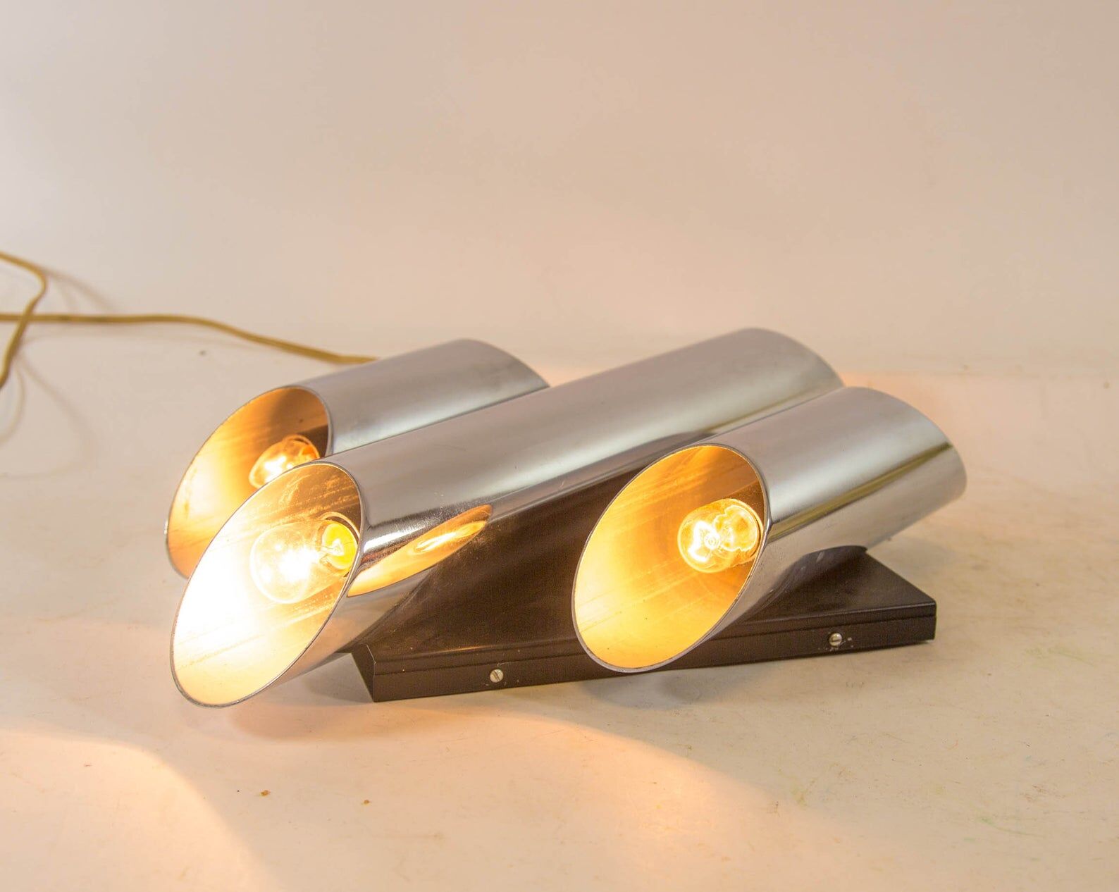 Apply to chrome tubes from the 1960s