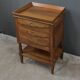 Petite table de salon en noyer, style Louis-Philippe – Milieu XIXe