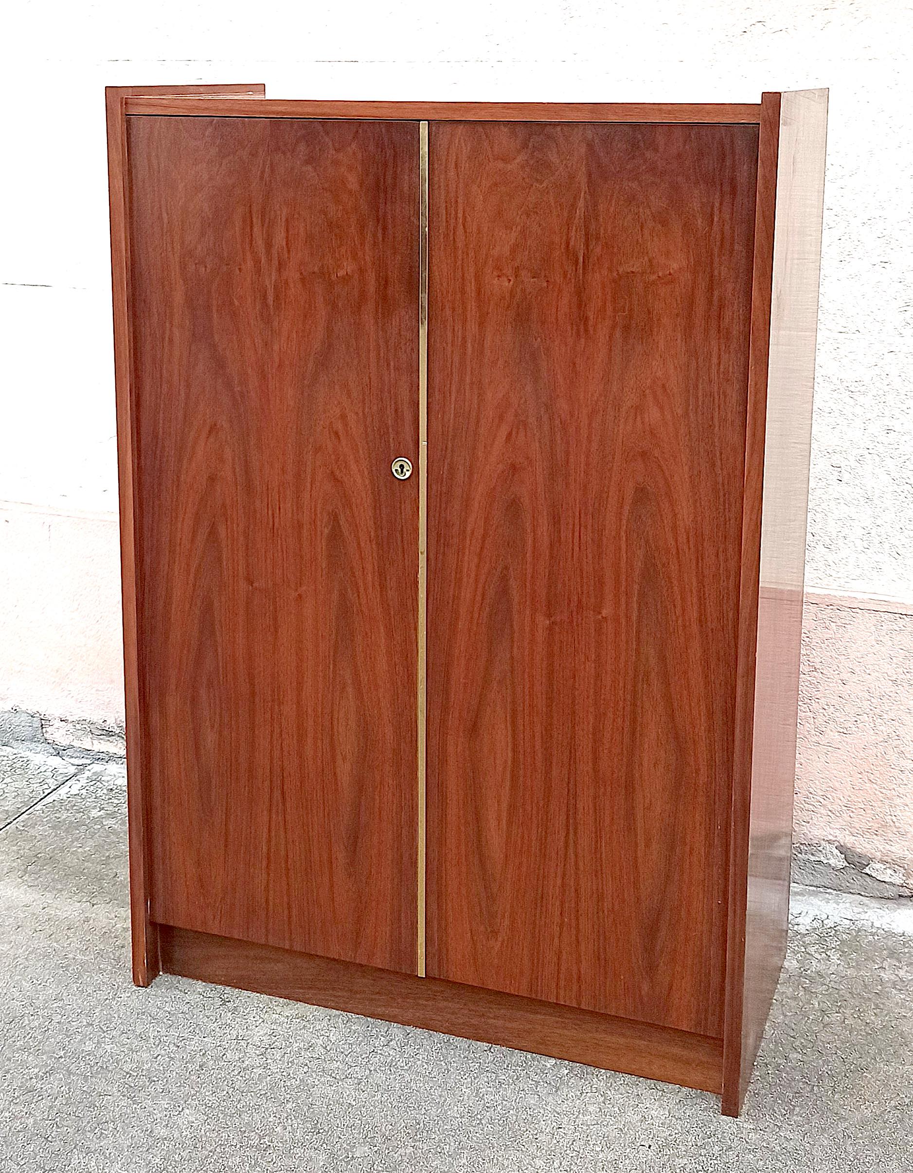 Wardrobe 60