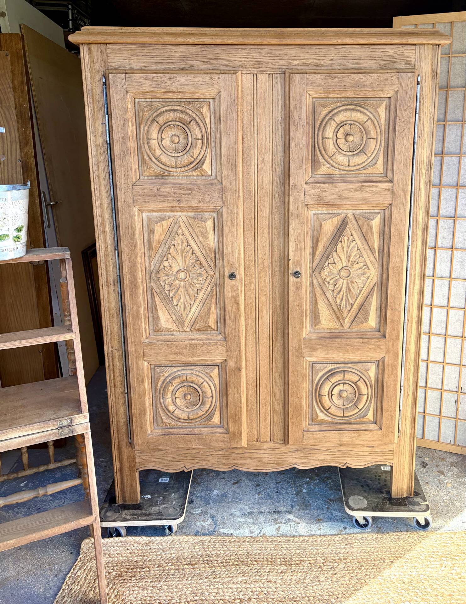 Armoire en chêne 