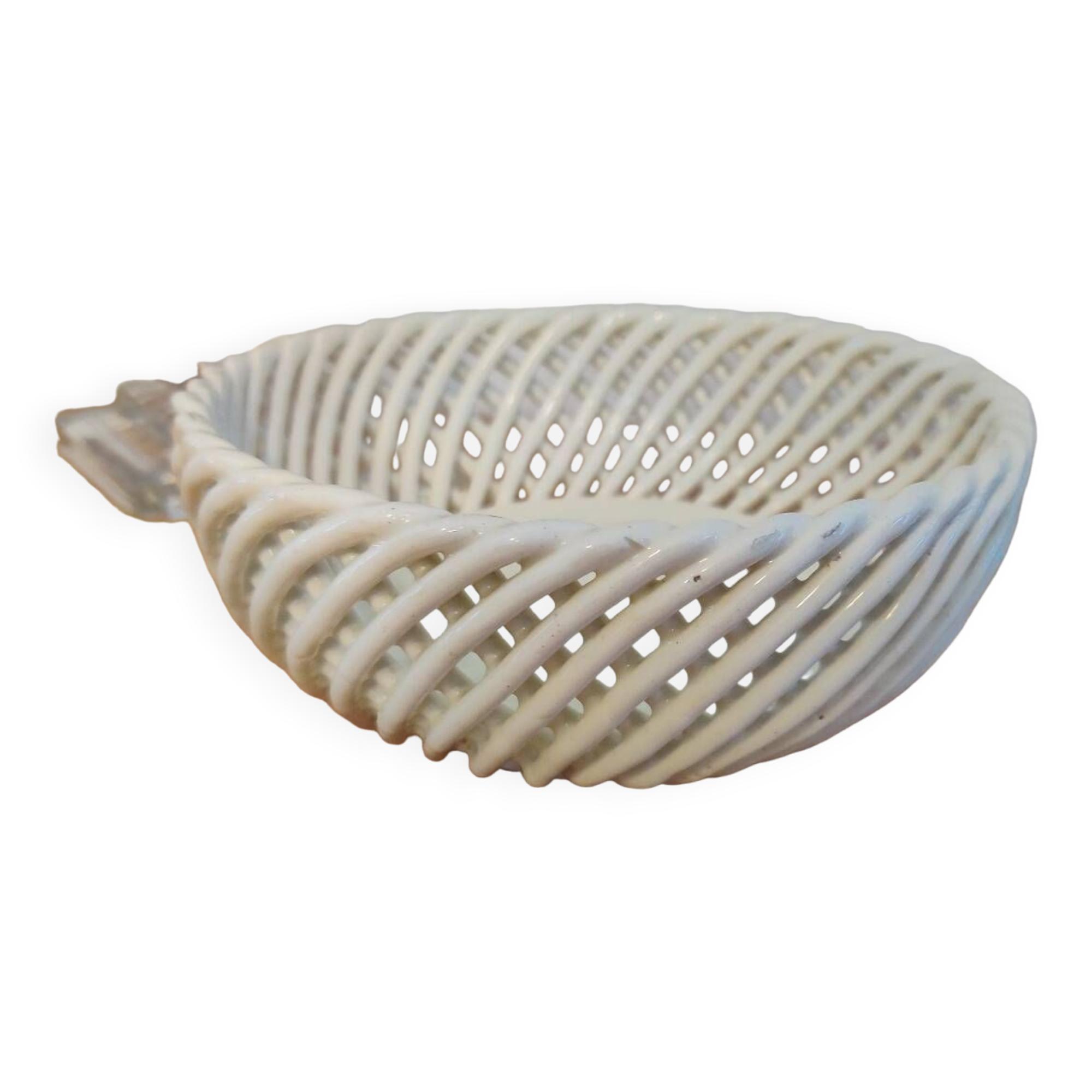 Braided cup