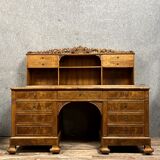 Bureau de presbytère époque Charles X en ronce de noyer vers 1820