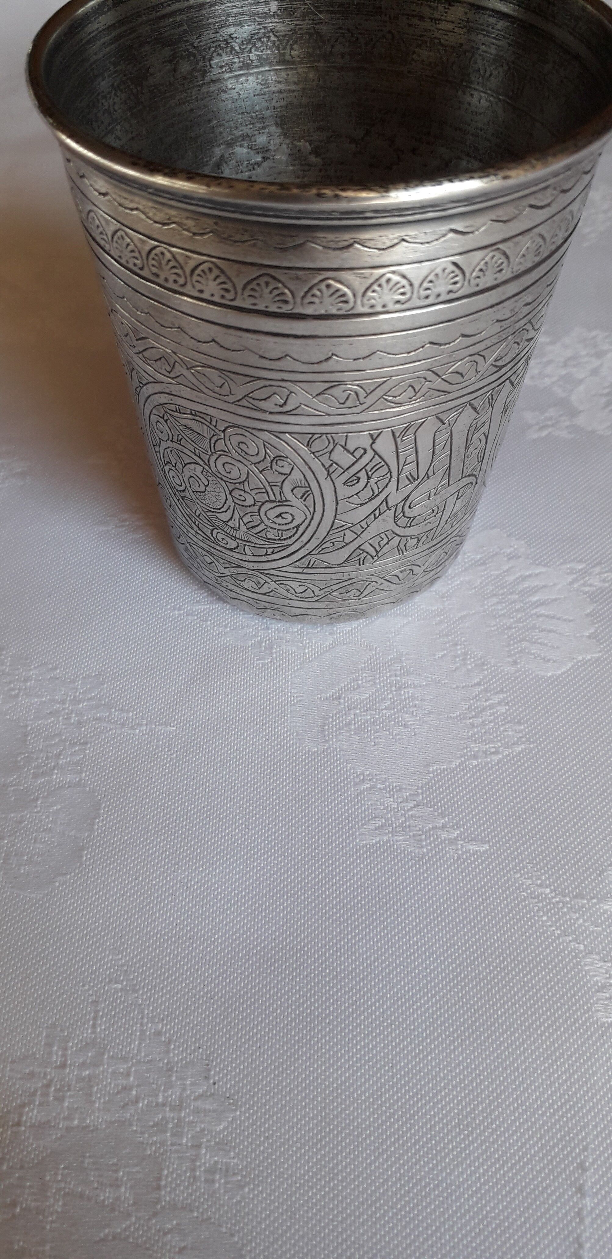 Old timpani in chiseled silver 3 punches.