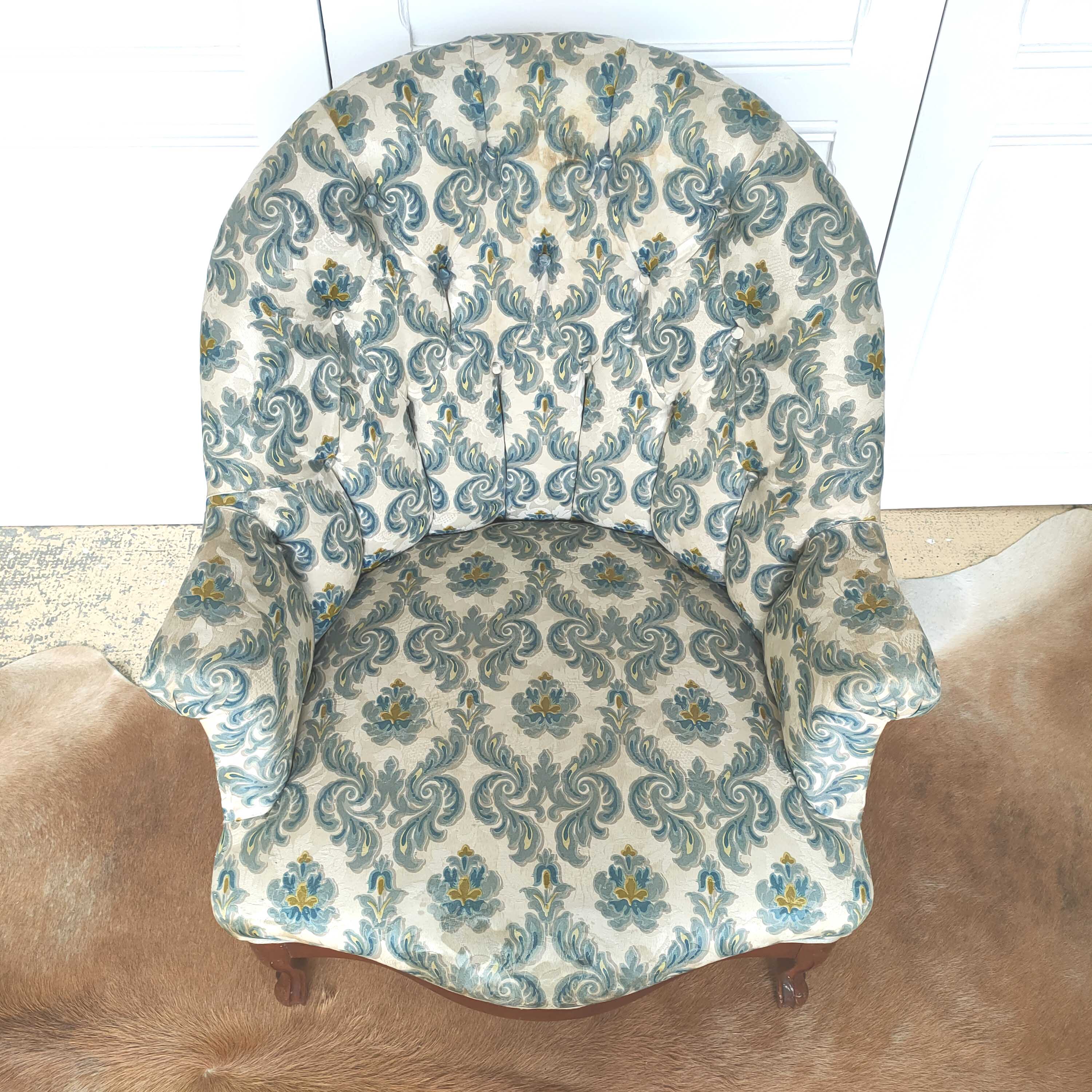 Chair padded toad floral patterns