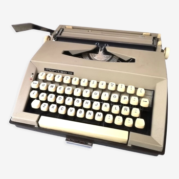 Machine à écrire Maritsa