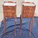 Tables de chevet en bois de noyer style Louis XV