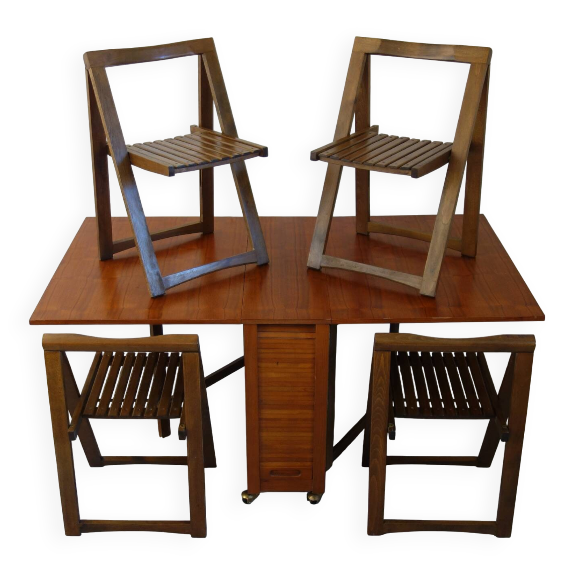 Drop-leaf table and 4 folding chairs, 1960