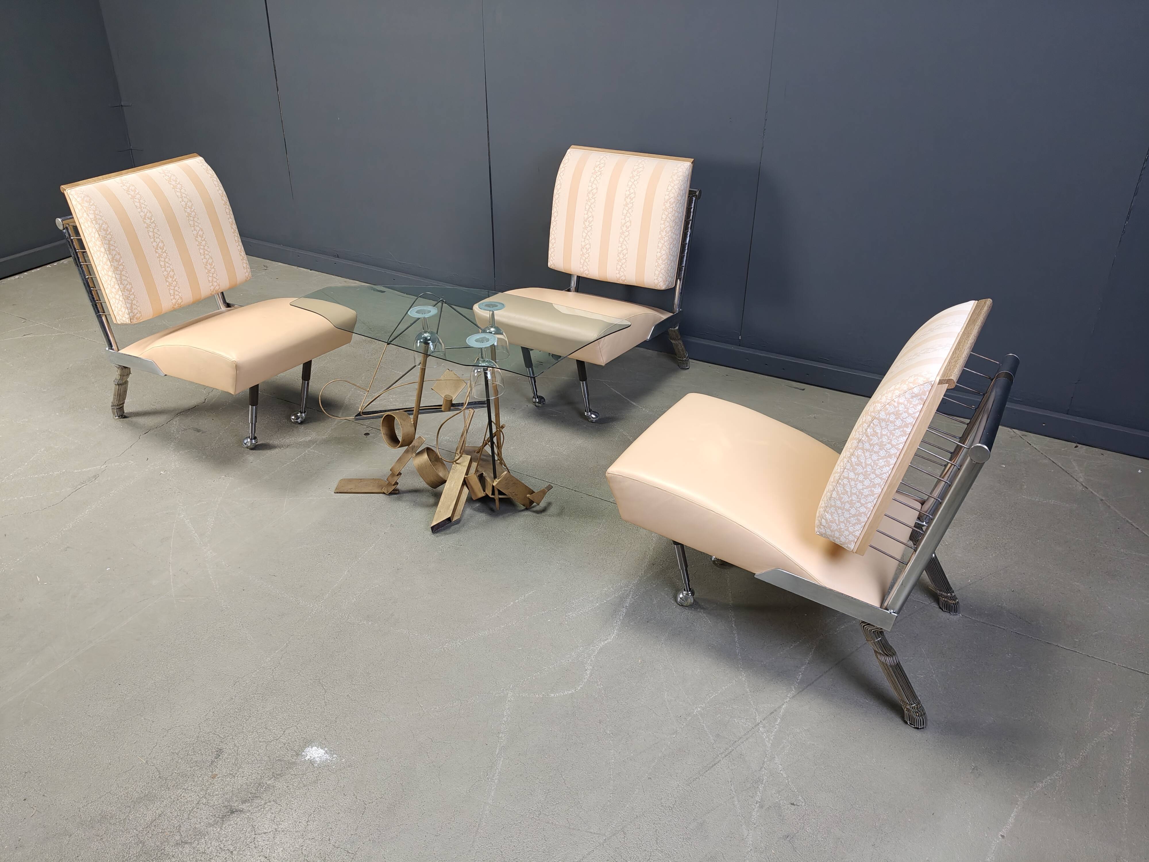 Ensemble de chaises longues sculpturales avec table basse, 1996