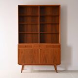 Nordic bookcase with sideboard