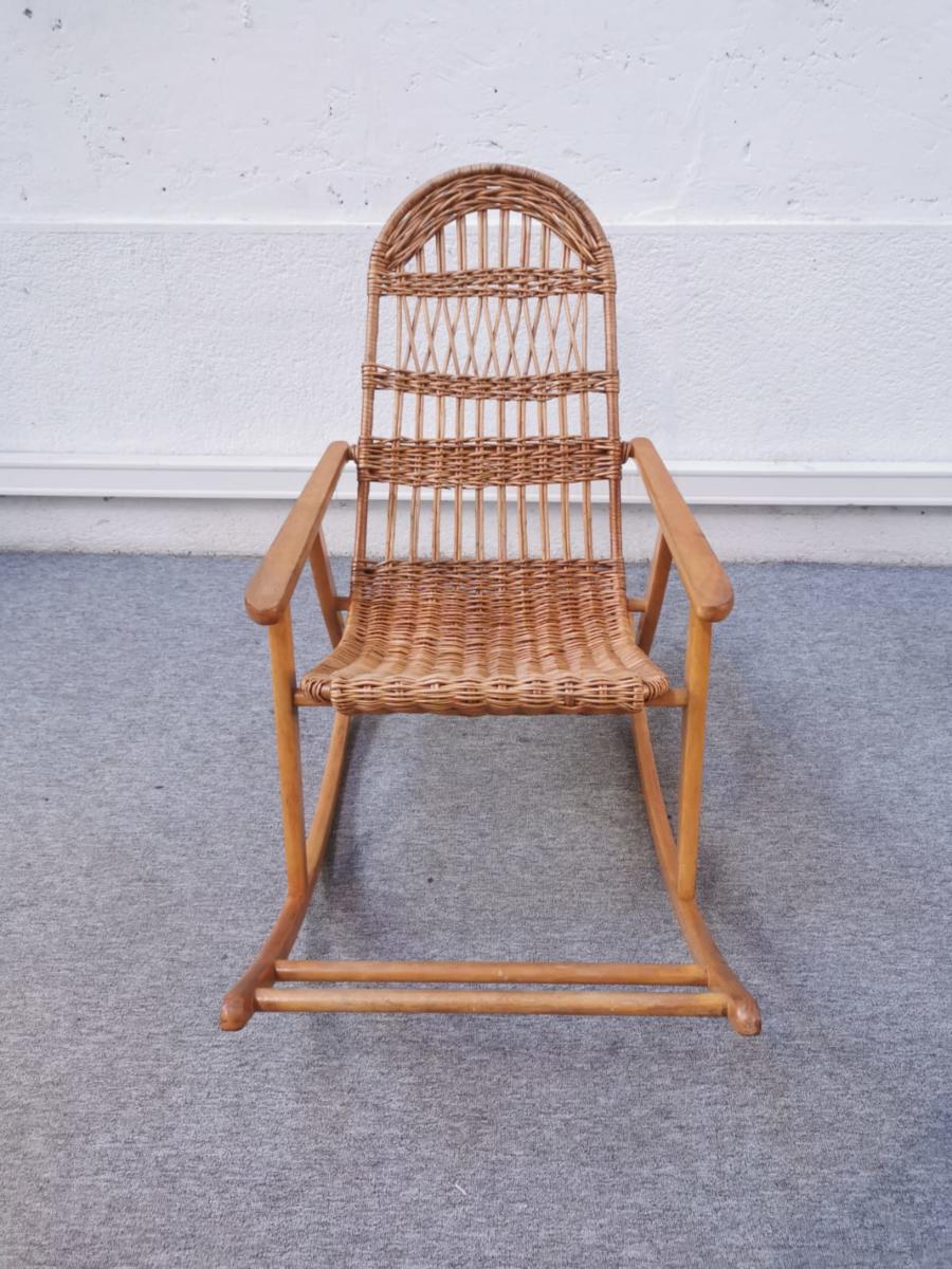 Rocking-chair rattan