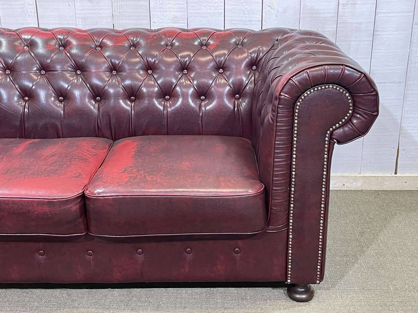 1980s Red 2-Seater Chesterfield Sofa