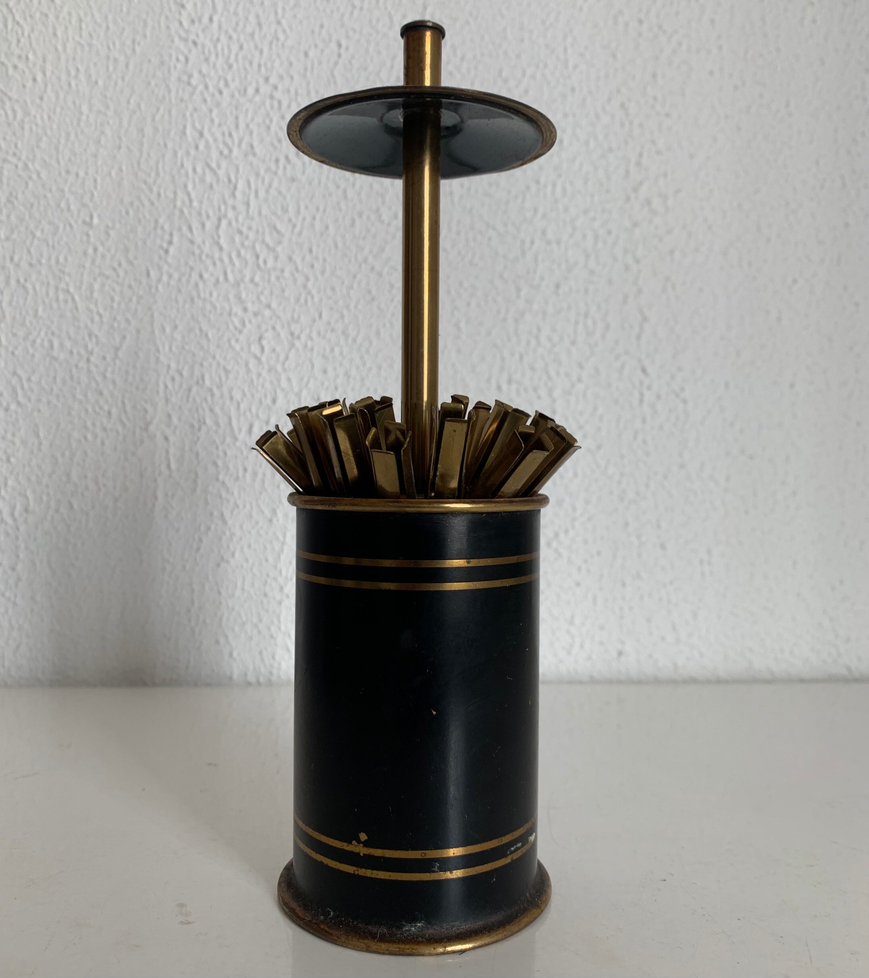 Vintage cigarette holder 1960 dispenser black and gold box - 14 cm