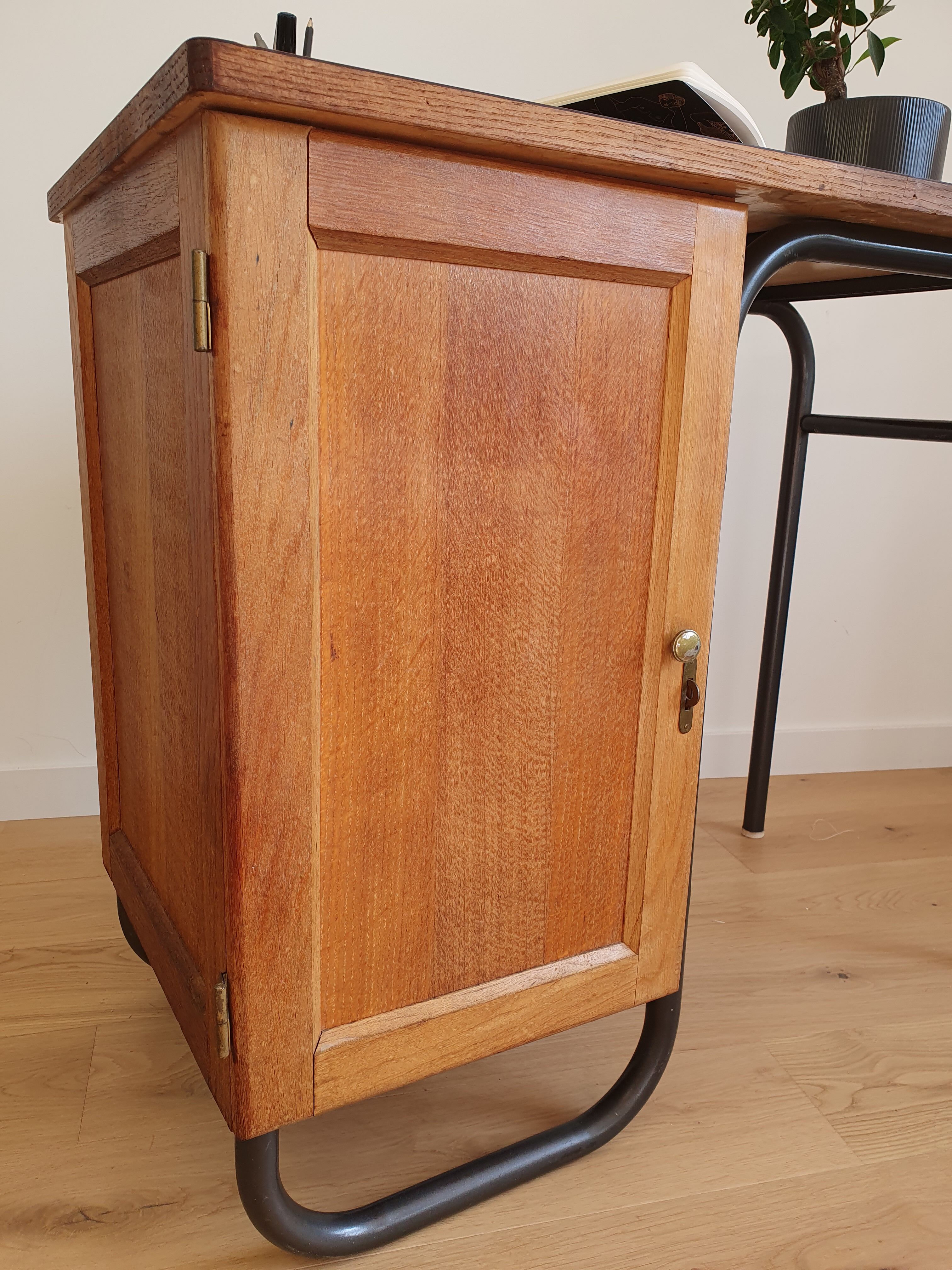 Office schoolmaster years 50-60