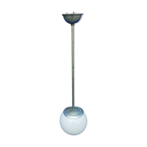 suspension à boule blanche