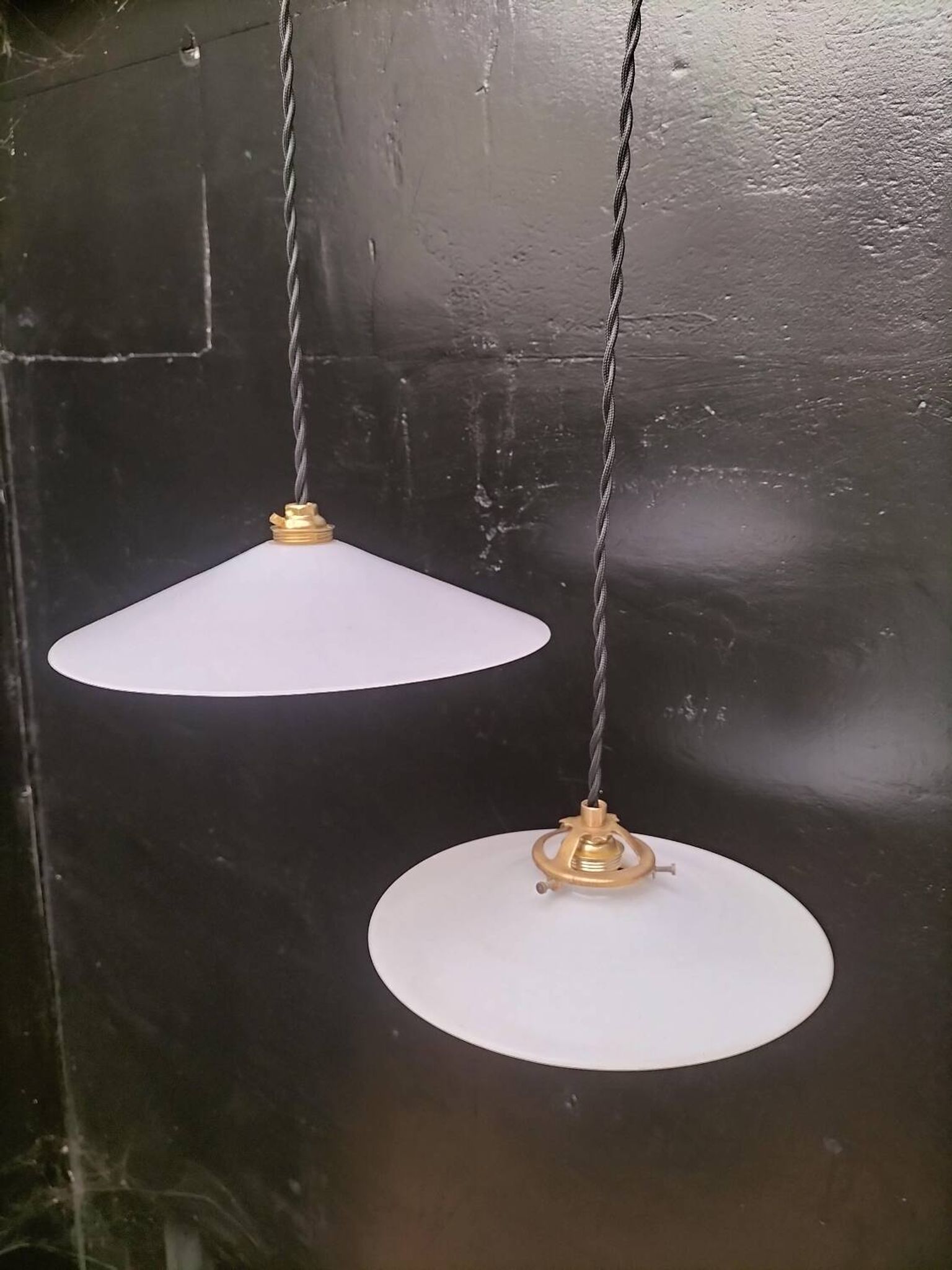 2 suspensions en opaline