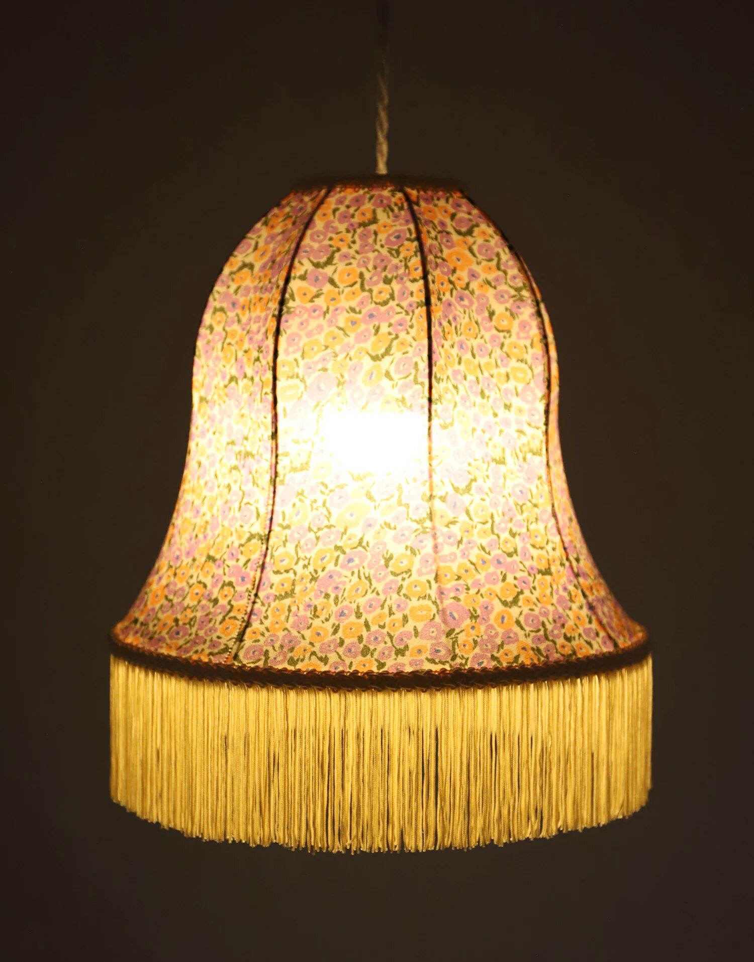 Suspension Armande "bell" shape printed with fringes