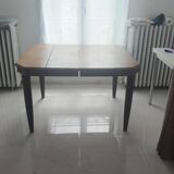 Table in unvarnished solid oak