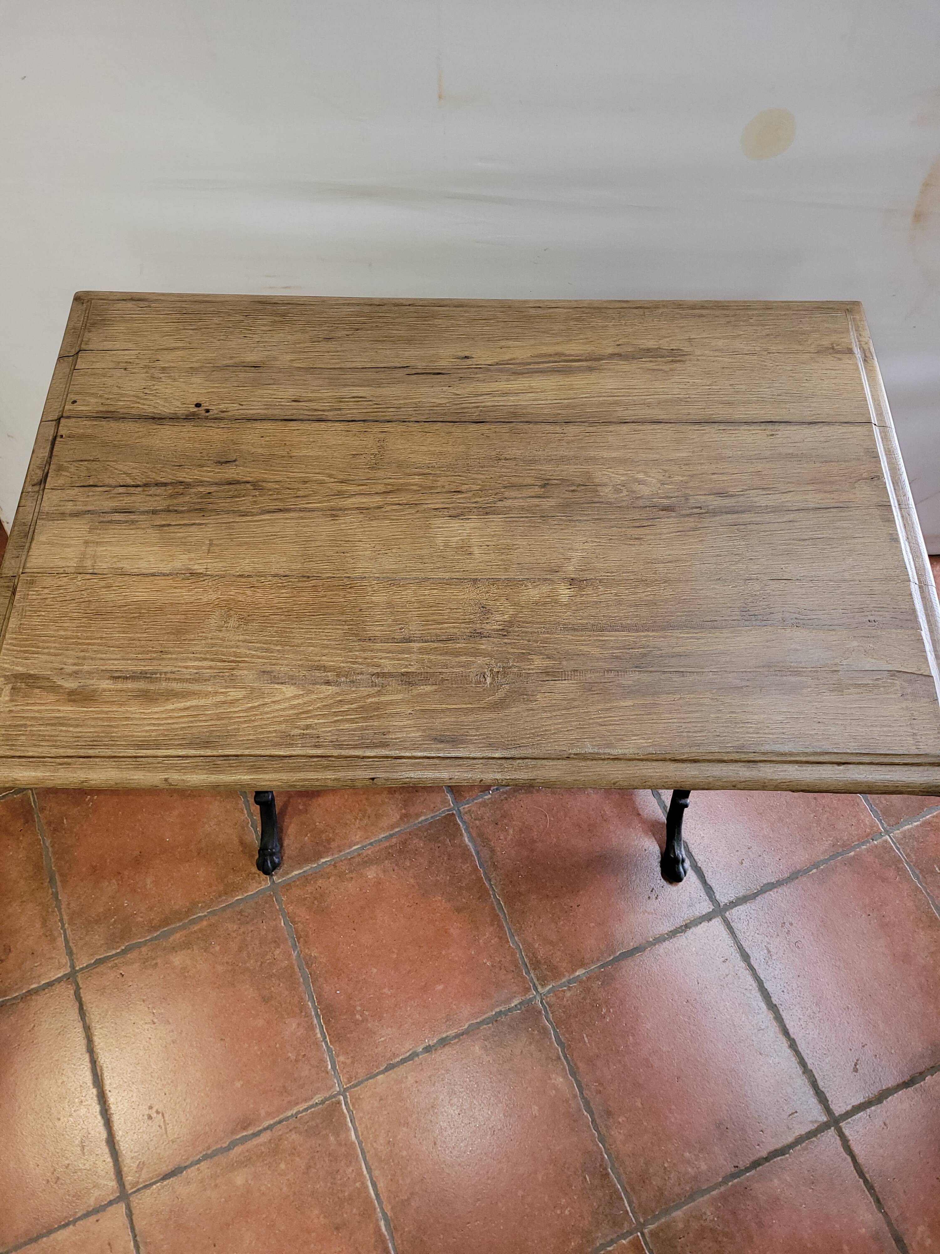 Bistro table