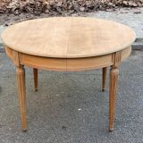 Renovated Louis XVI extendable round table from the 19th century, 260cm.