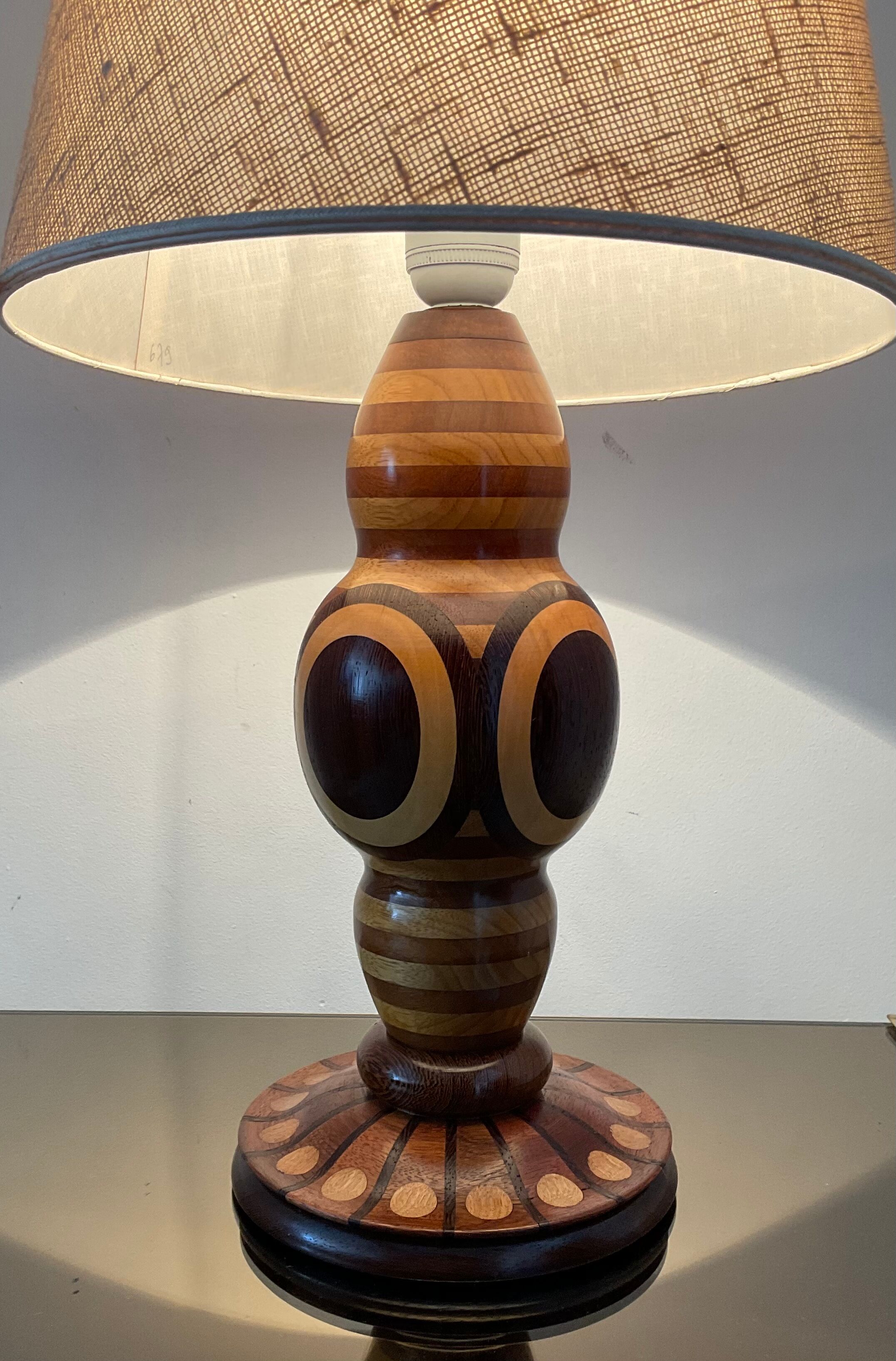 Vintage lamp in inlaid wood 60s-70s