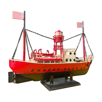 American metal lightship