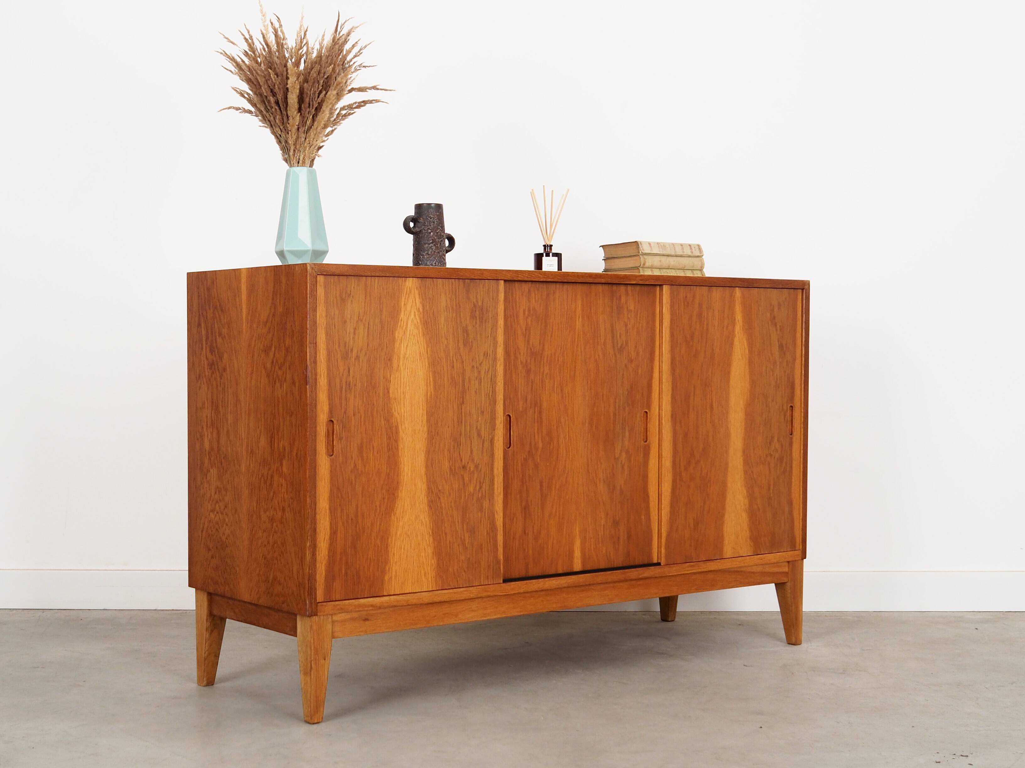 Ash dresser, Danish design, 1960s, production: Denmark