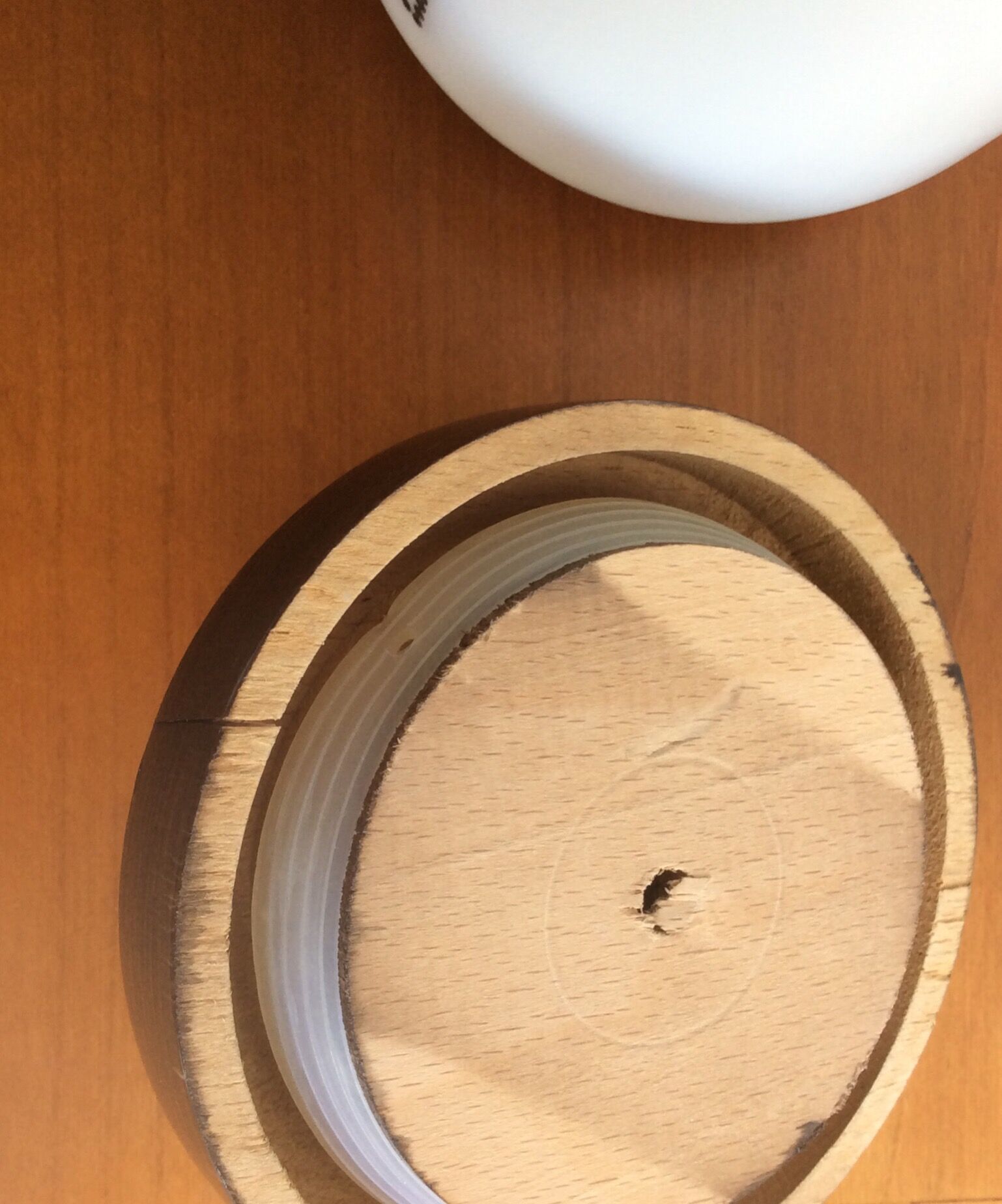 Opaline advertising pot