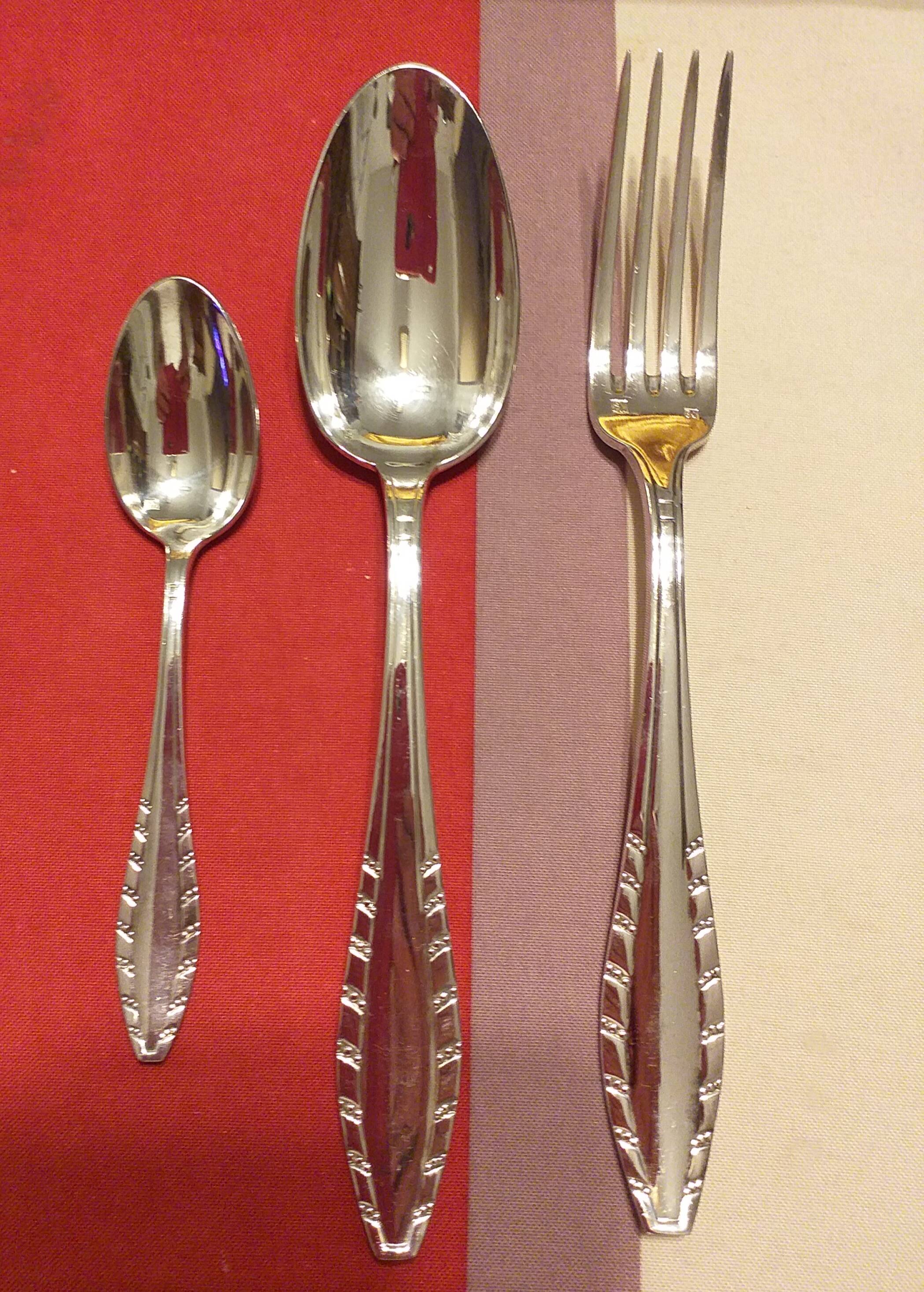 Cutlery set 37 pieces of silver metal 84 g of the silversmith Gabriel Gay