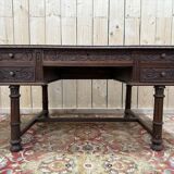 Bureau plat en chêne massif de style Renaissance