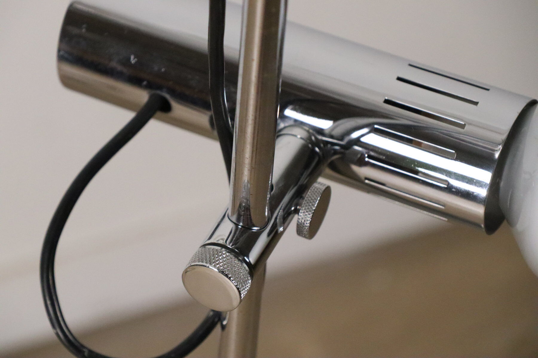Vintage chrome metal floor lamp - 1970