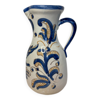 Large Talavera de la Reina earthenware pitcher, 20th century