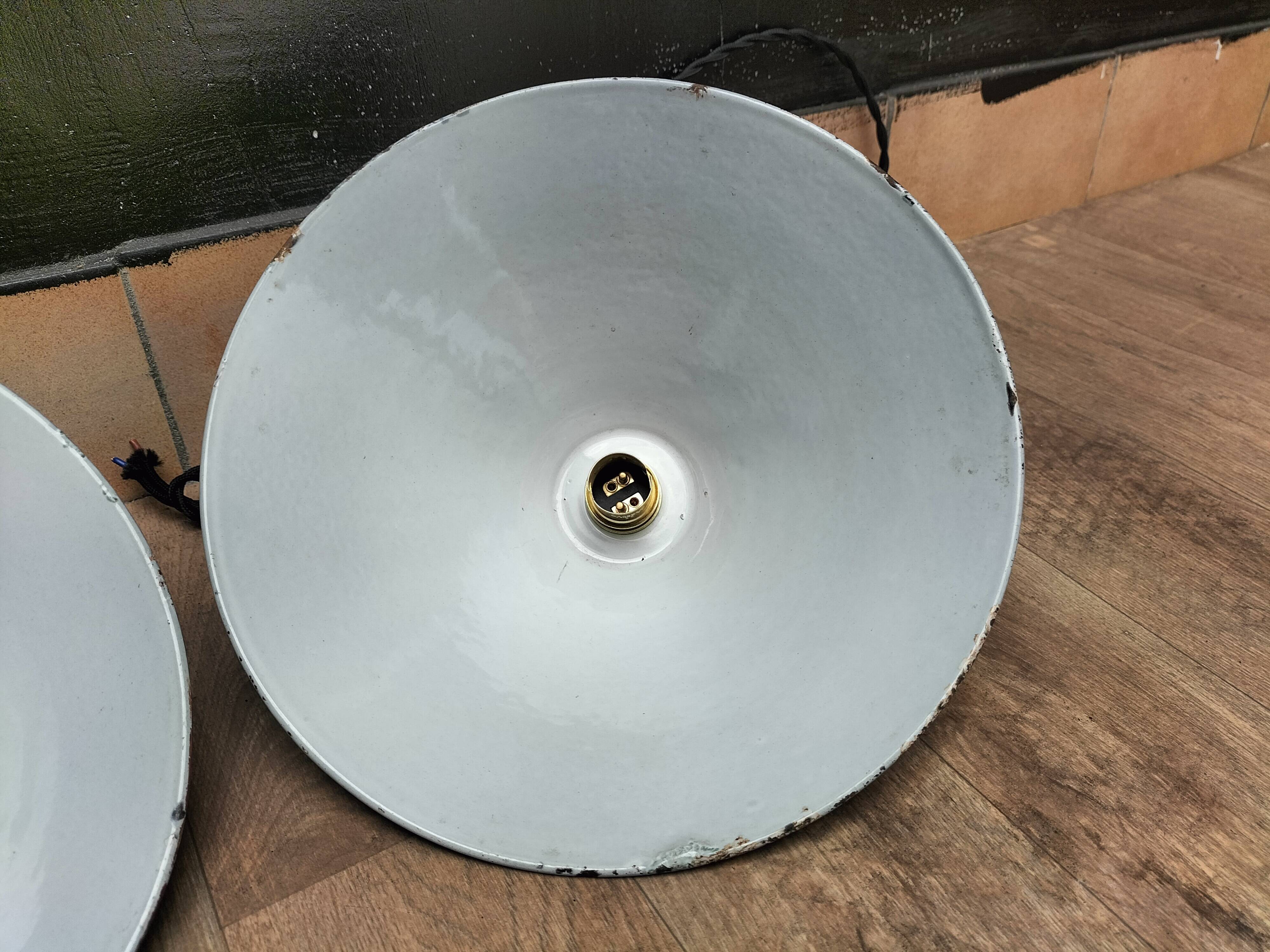 Enameled sheet metal cone pendants