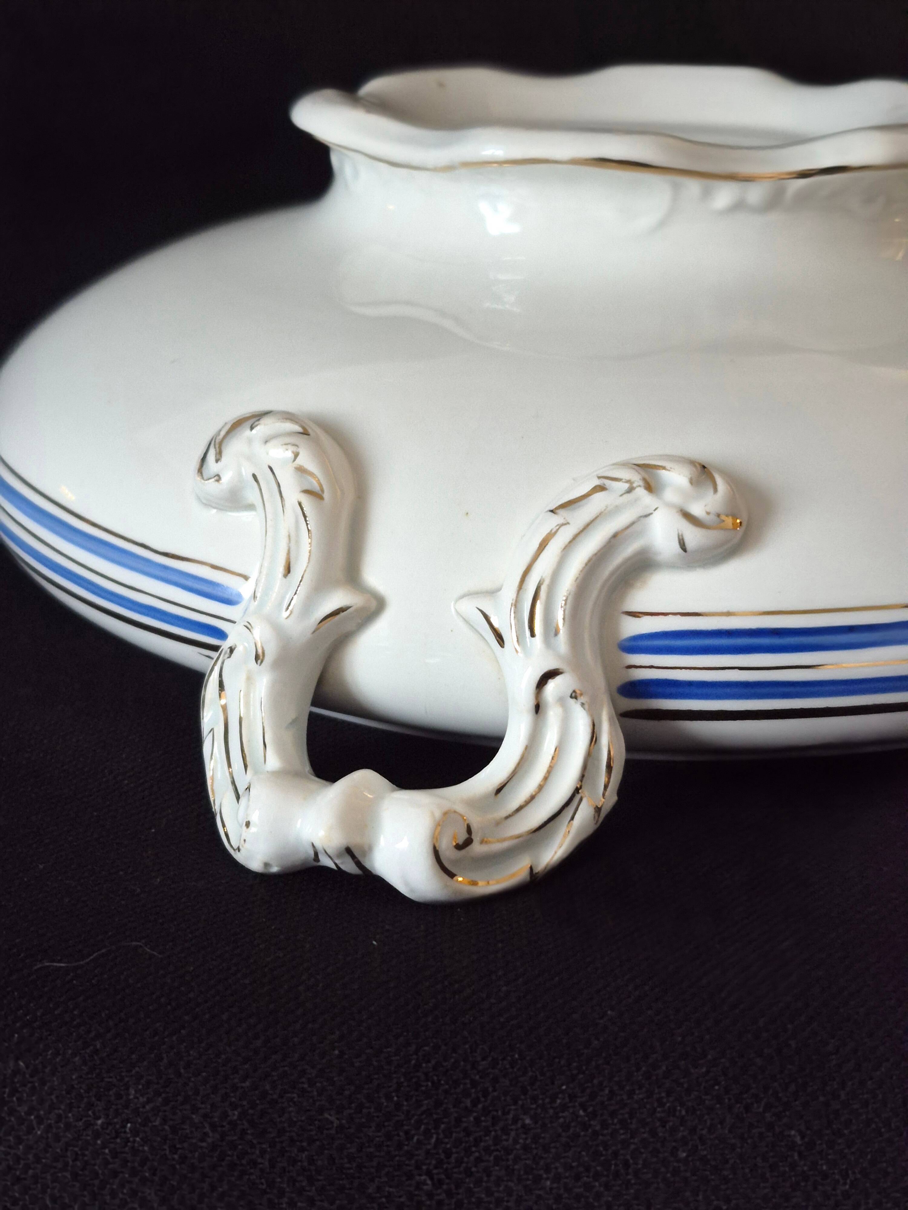 Vegetable dish or soup tureen in Onnaing earthenware A524