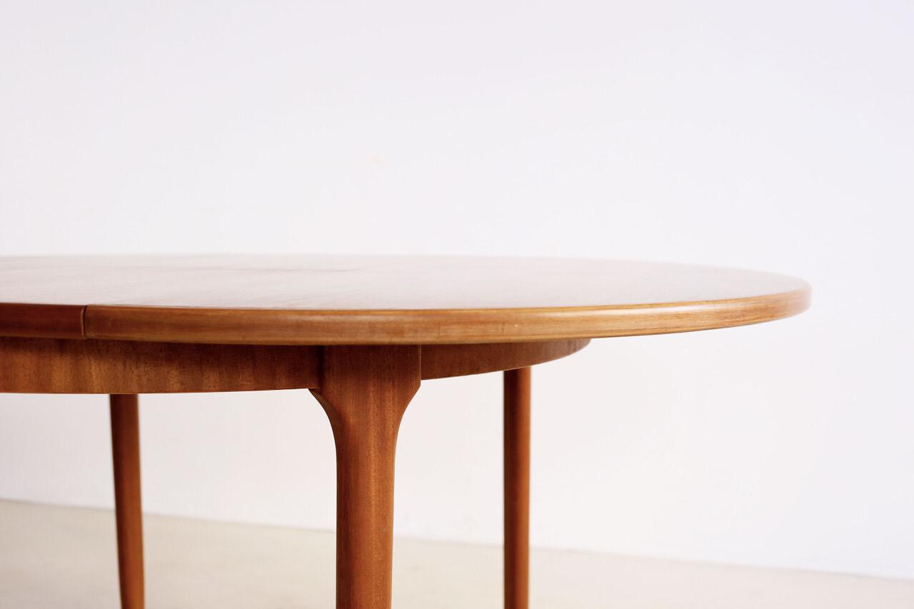 McIntosh extensible teak table, 60s