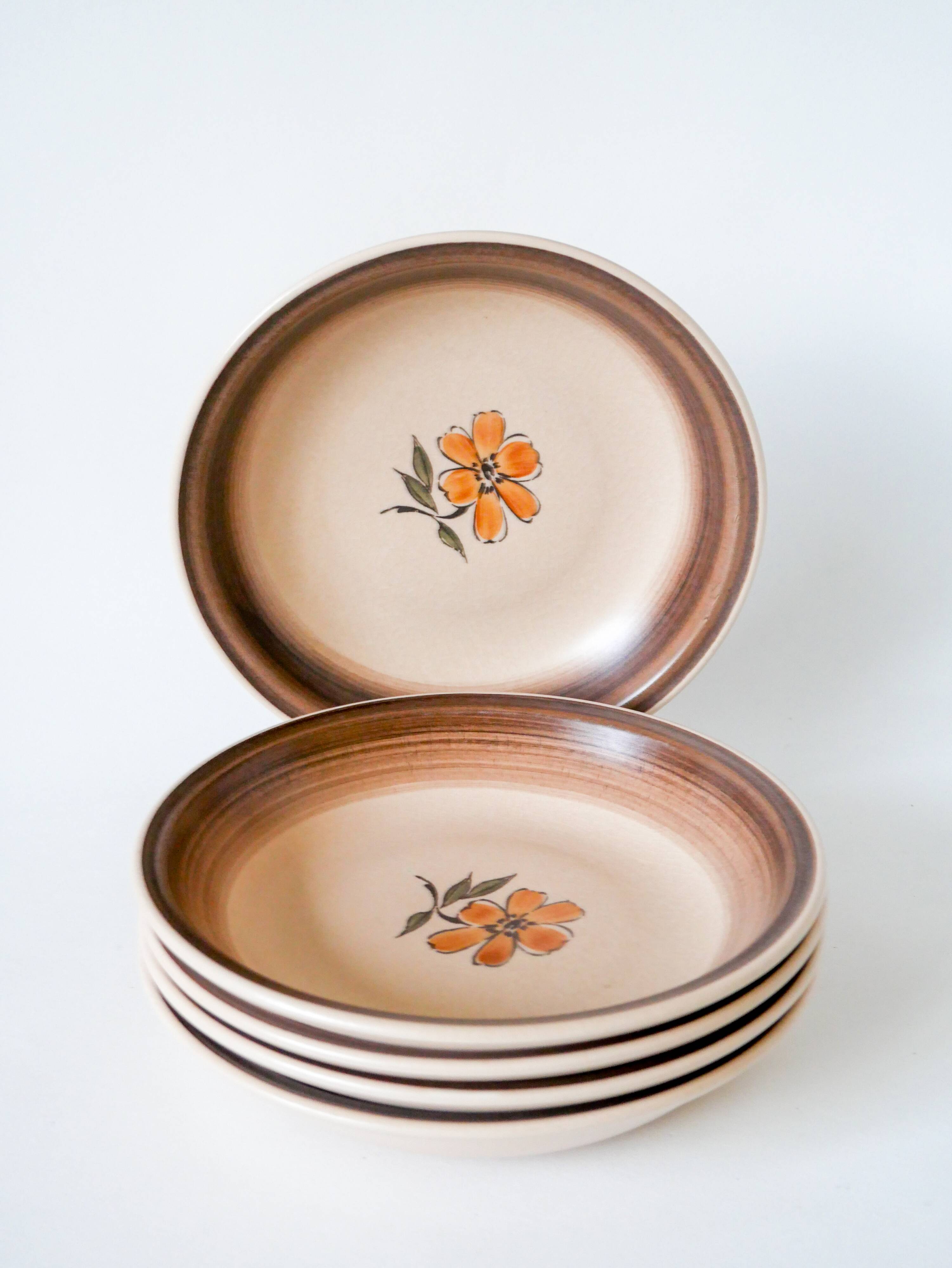 Set of 5 Gien stoneware soup plates with flowers 1970