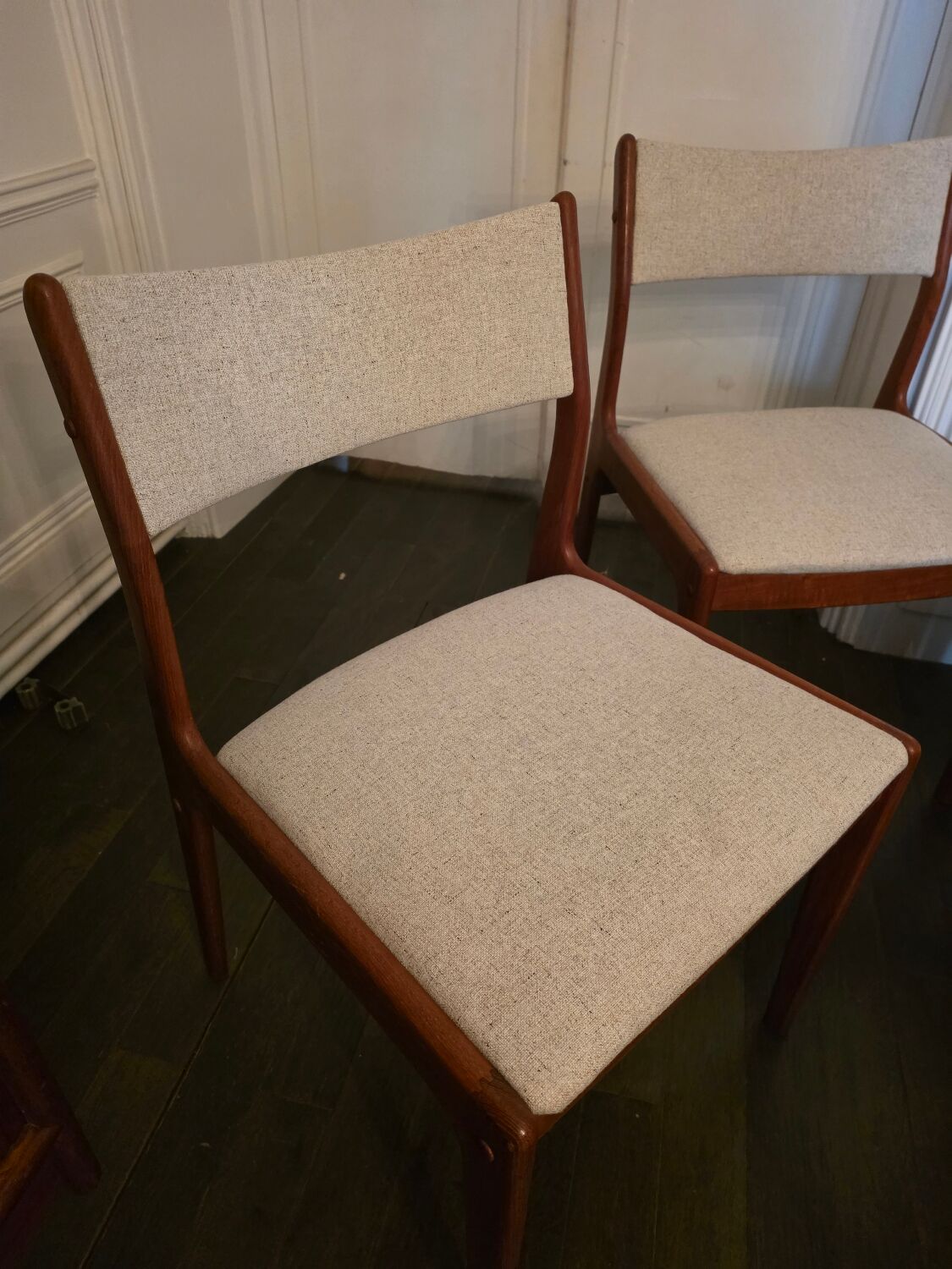 Set of 4 vintage teak and beige tweed chairs by Johannes Anderse