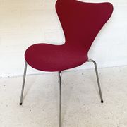 Pink chair 3107 by Arne Jacobsen