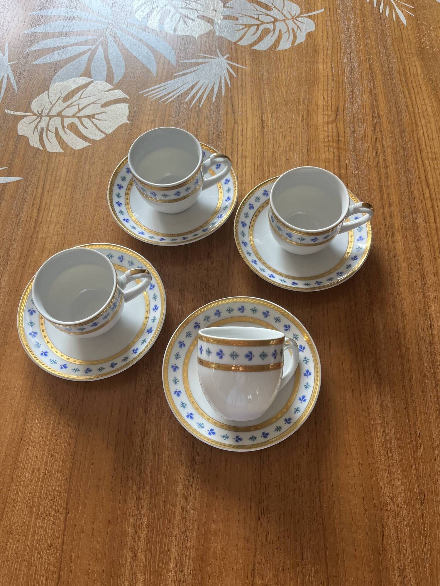 Service of 12 fine porcelain pieces Karlovy Vary Porcelain