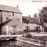 Vintage French oil painting, signed Levergne, 1958