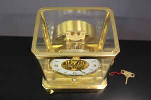 Pendule Atmos par Jaeger-Lecoultre vers 1970