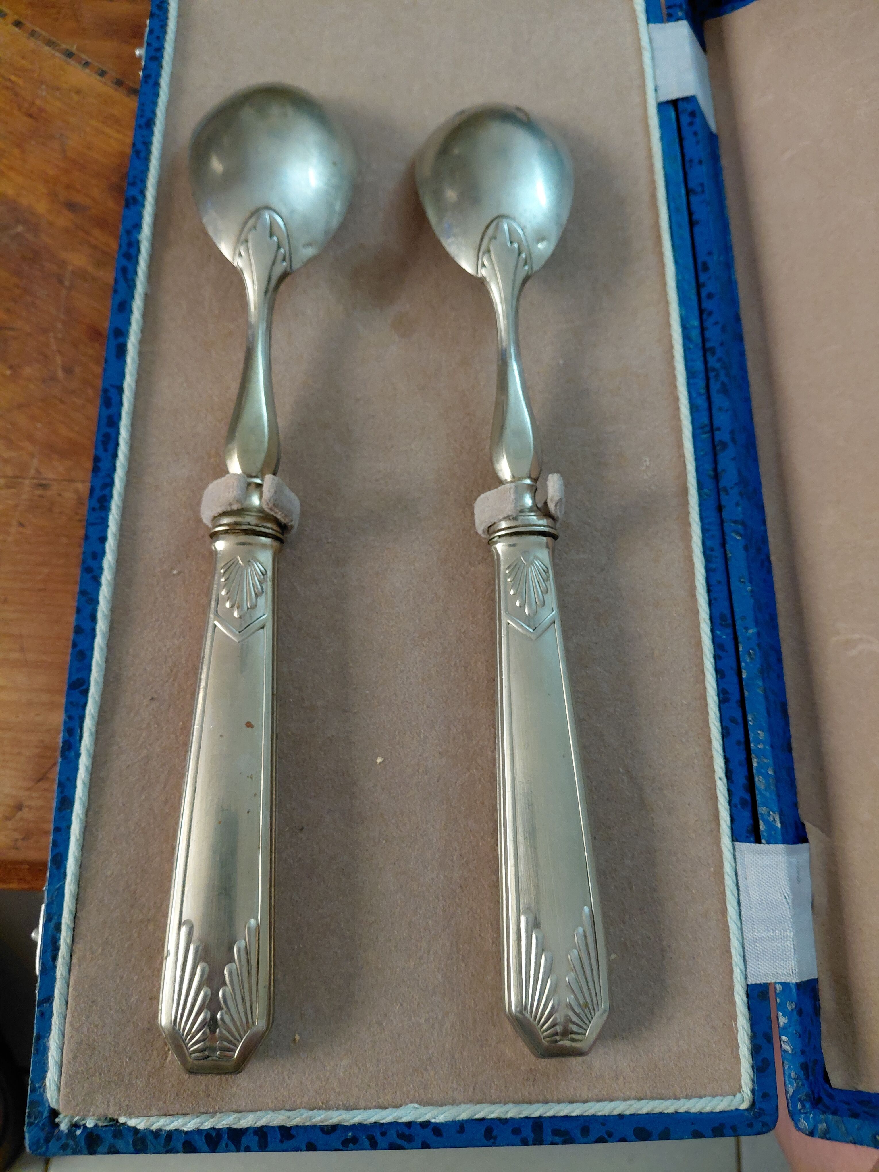 White metal Art Deco salad cutlery