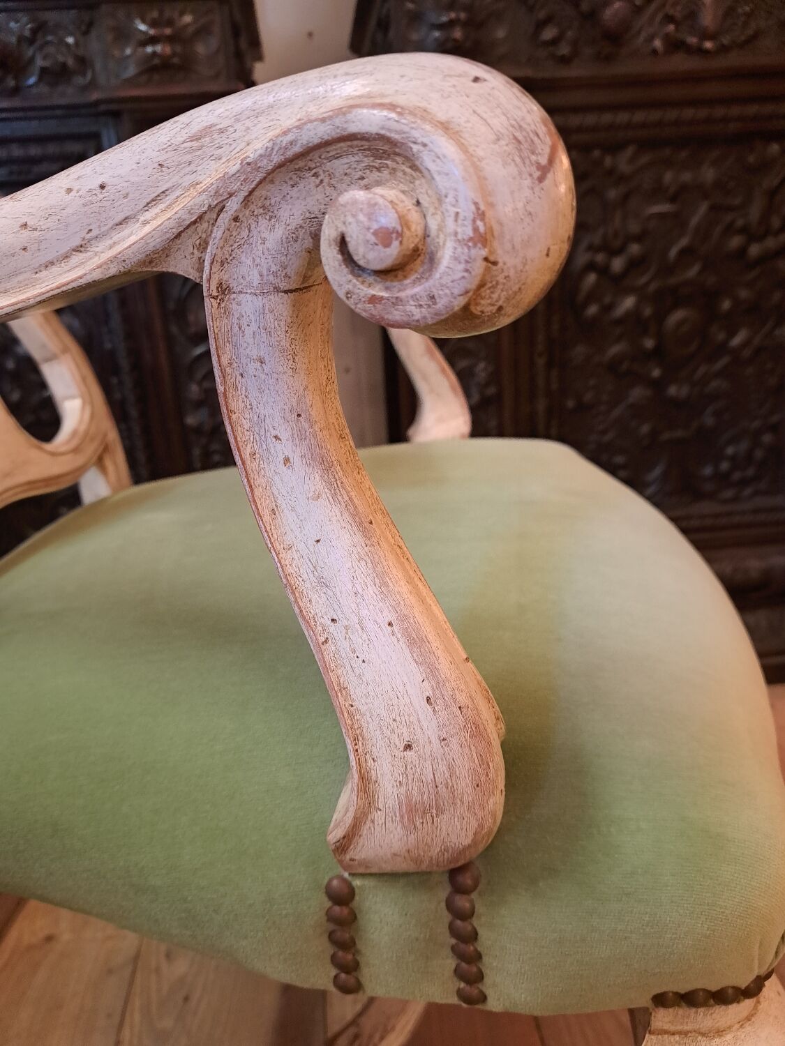 Set of 2 armchairs and 1 baroque style chair