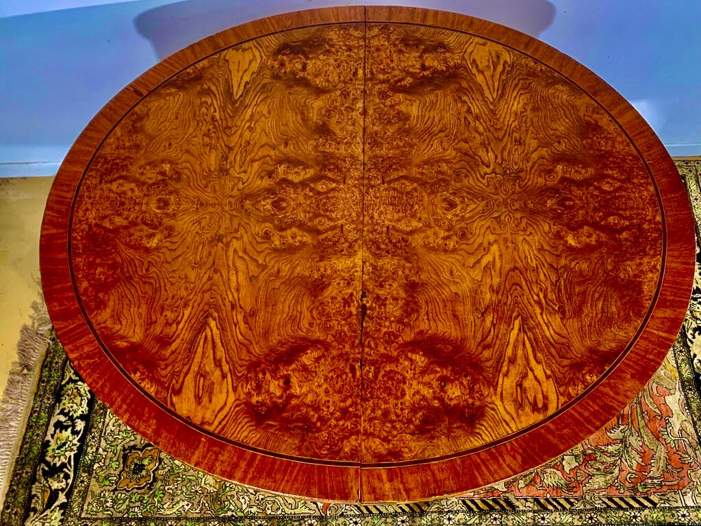 Oval table Art Deco period 1925, magnifying glass of Elm