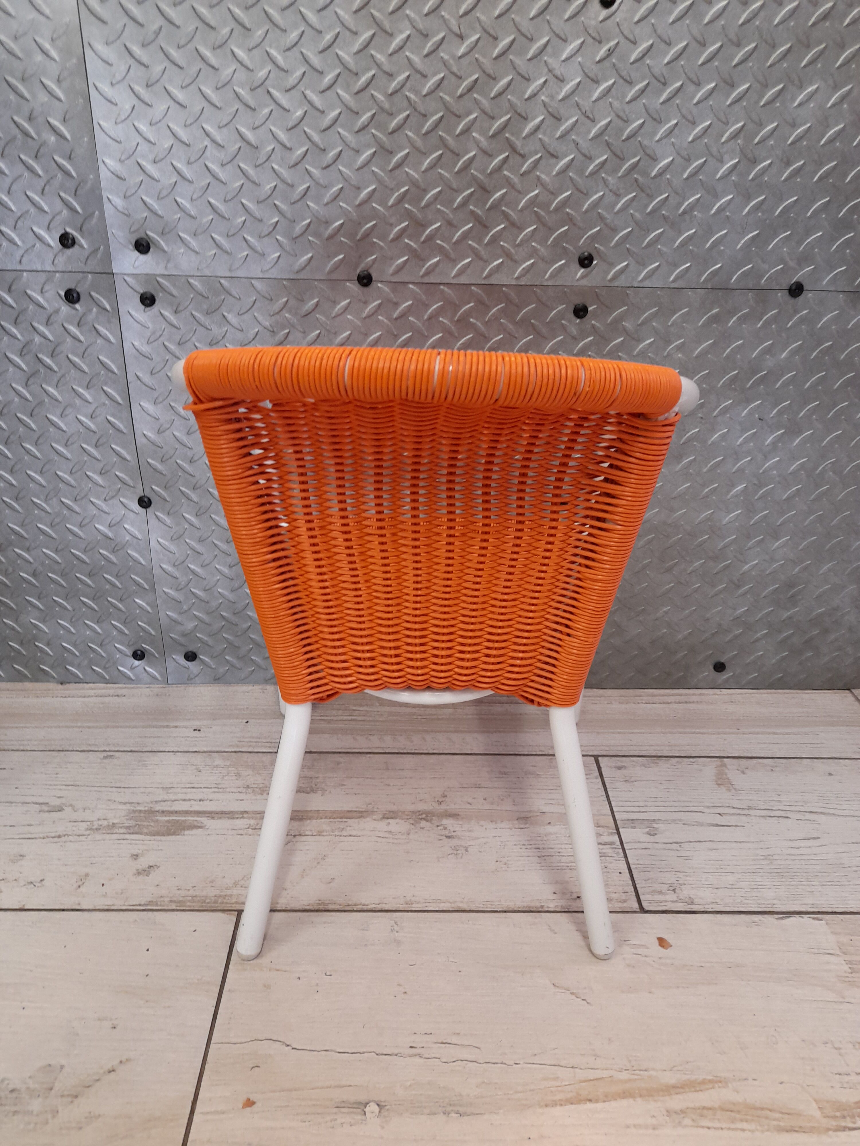 Vintage scoubidoo armchair for children