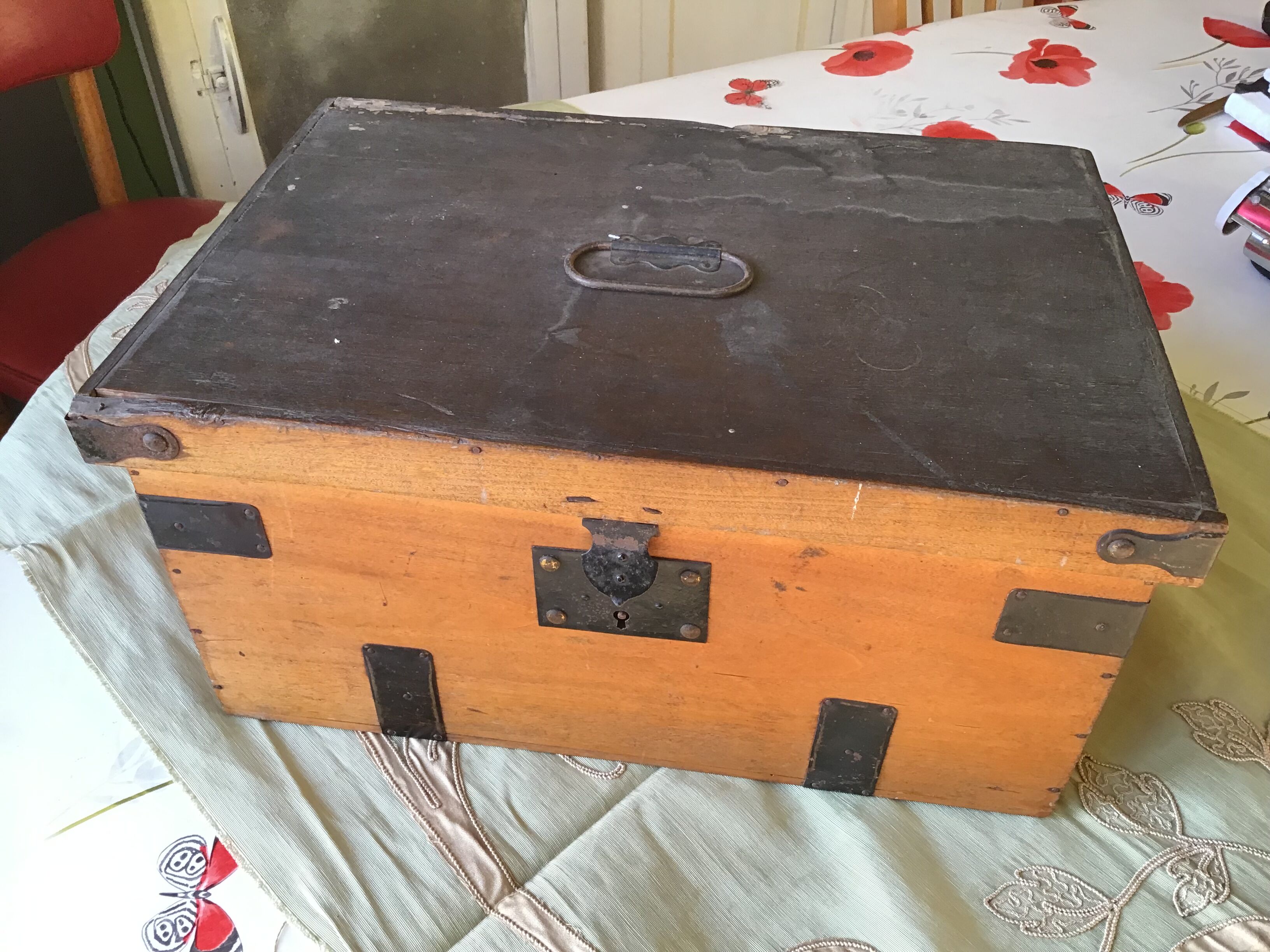 Box box wood transport school