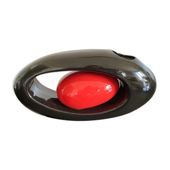 Egg-shaped vase