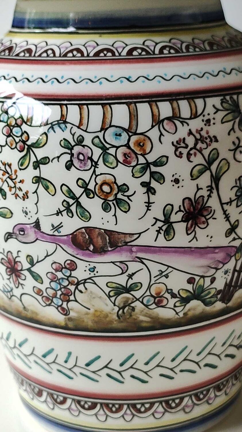 Potiche/ginger pot, tea reproduction xviith museum, art and deco, hand painted signed