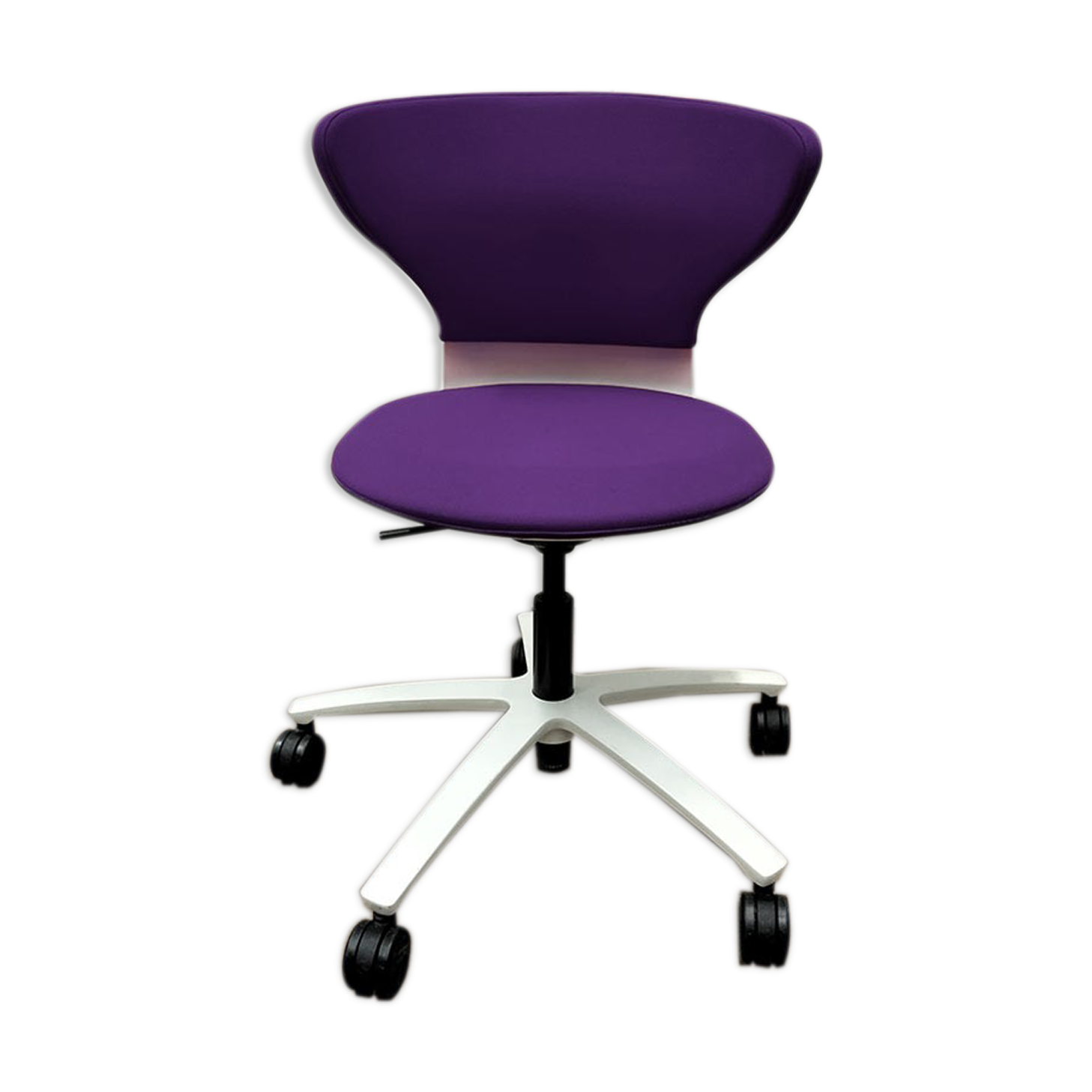 Sedus Turn Around swivel chair in purple fabric